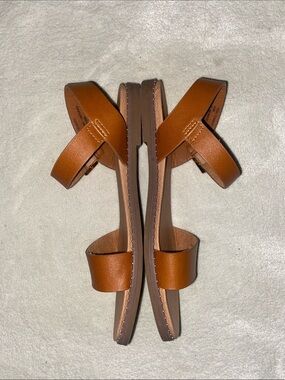 Steve Madden Tesa Tan Cognac Sandals, Size 9.5